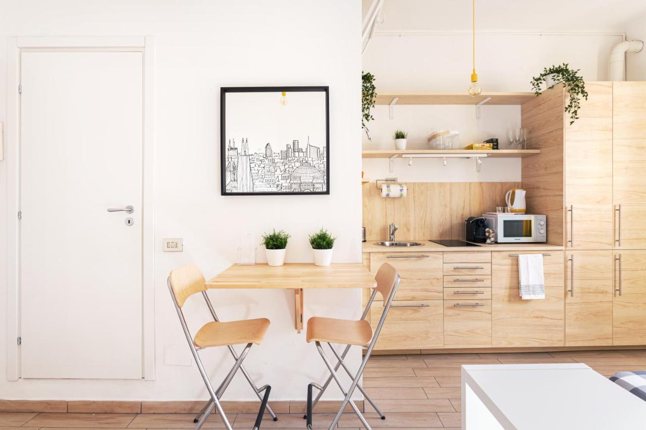 A Yellow Touch - Modern Studio In Isola Milano Zewnętrze zdjęcie